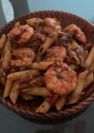 A picture of Chili prawn pasta.