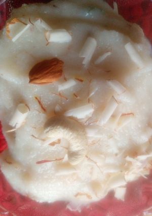 मलाई ब्रेड रोल विद सूजी की खीर (malai bread roll with sooji ki kheer recipe in Hindi) रेसिपी मुख्य फोटो