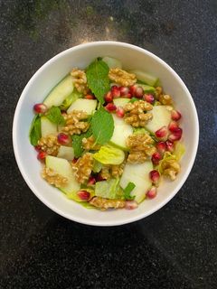 صورة لوصفة سلطة التفاح الأخضر 🍏