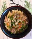 Má đùi gà nấu soup nui