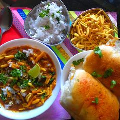 A picture of Misal.