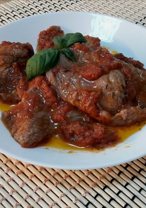 O poză a rețetei Carne alla pizzaiola.