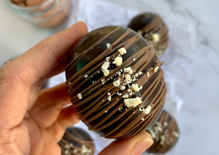 Steps to Make Ultimate Hot Chocolate Bombs