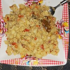 A picture of Steamed Potatoes and Eggs.