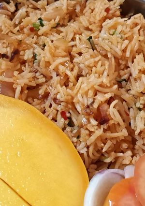 A picture of Schezwan Rice.