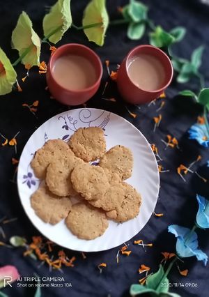 मसाला मठरी (masala mathri recipe in Hindi) रेसिपी मुख्य फोटो