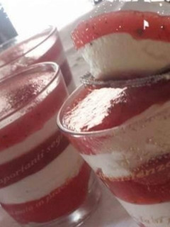Foto di Dessert yogurt e anguria
