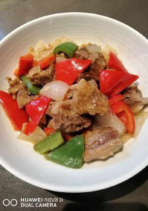 A picture of Beef and Bell Pepper.