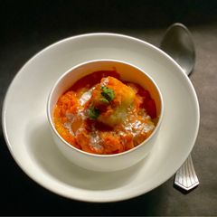 Misti Aloo Kofta Curry / Sweet Potato Kofta Curry A picture of Misti Aloo Kofta Curry / Sweet Potato Kofta Curry.