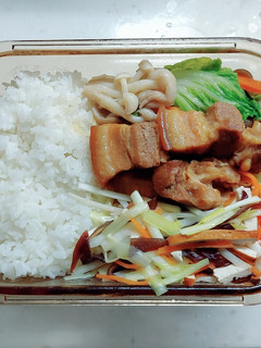 紅燒五花肉 便當 的食譜成品照片