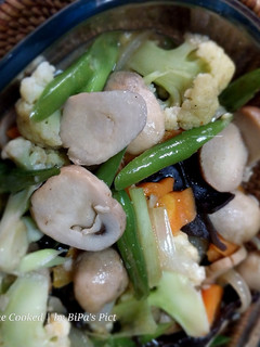 Foto resep 106. Tumis Aneka Sayur Duet Jamur Merang dan Jamur Kuping 🍄🧅🥕🧄
