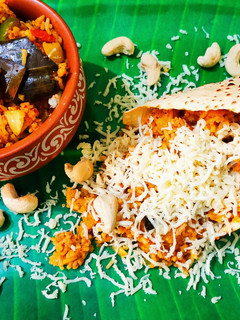 તવા પુલાવ (Tava Pulav Recipe In Gujarati) રેસીપી મુખ્ય ફોટો
