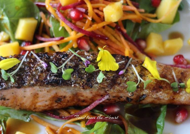 Easy Way to Make Super Quick Grilled Salmon with Mango and Pomegranate