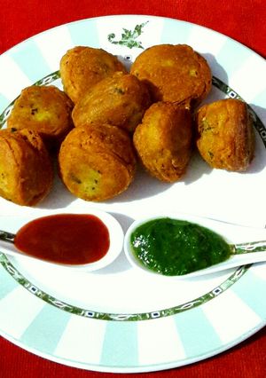 A picture of Batata Vada.