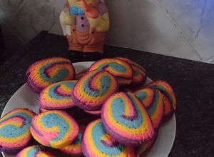 Una foto de Galletitas multicolor 🌈