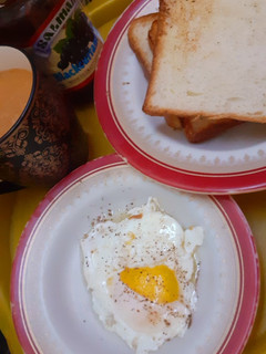 A picture of Half fry egg.