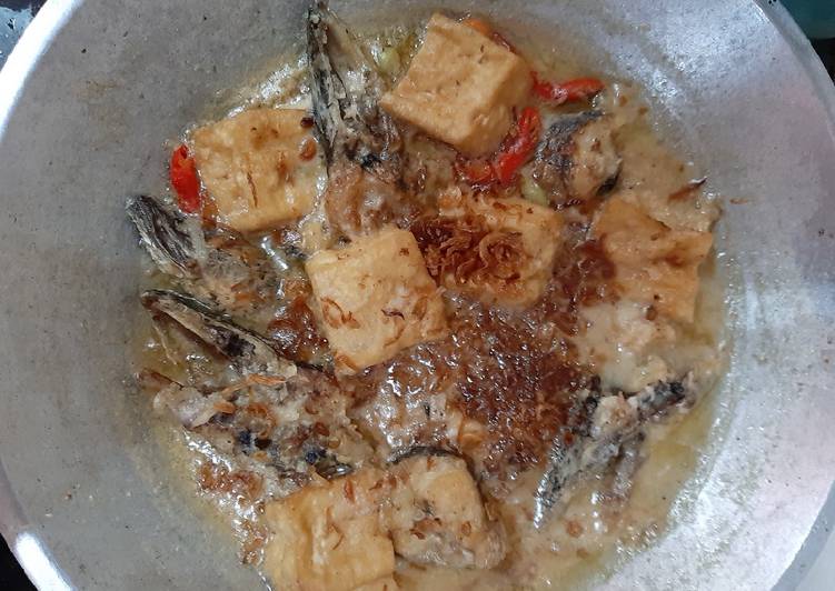Resep Semur kutuk(ikan gabus/ikan kutuk) yang Enak