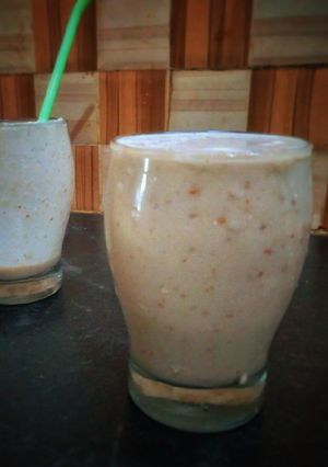 ভ্যানিলা ওটস স্মুদি(vanilla oats smoothie recipe in Bengali) রেসিপির প্রধান ছবি