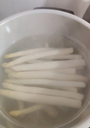Foto resep Asparagus rebus dari Jerman