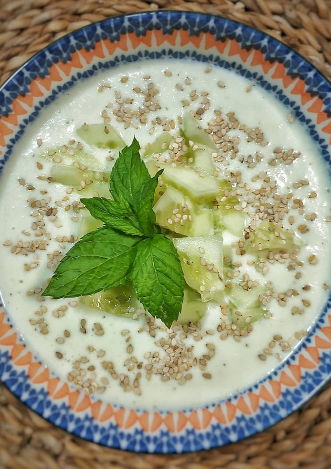 Una foto de Sopa de pepino y yogurt
