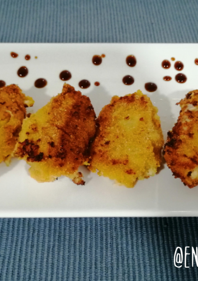 Una foto de Croquetas de pollo asado