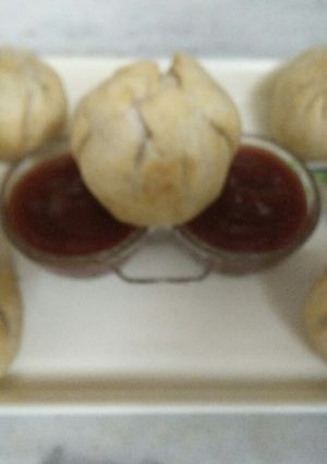 A picture of Lilva kachori.