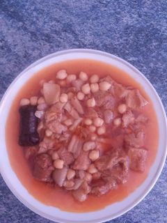 Una foto de Callos con garbanzos rapidos