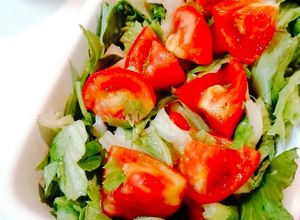 Foto resep Salad seledri lettuce tomat - Japanese style