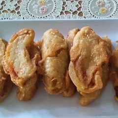 A picture of Pisang Goreng Mentega Wijen.