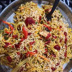 A picture of Veg chowmein.