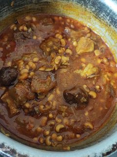 عکسی از دستور خورشت لوبیا چشم بلبلی (خورشت آلو) به روش گیاهی🍀☘️