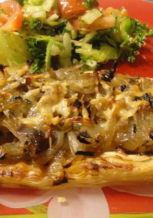 A picture of Onion Tart.