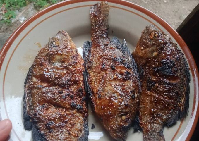 Resep Ikan Nila Bakar Oleh Astutik Pesek Cookpad