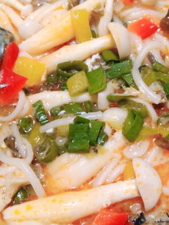 ［電鍋料理］茄汁鯖魚雙菇麵 的食譜成品照片