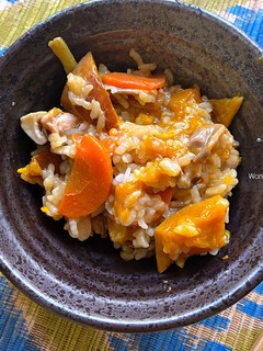 南瓜菇菇日式炊飯|素食 的食譜成品照片