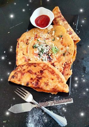 A picture of Masala Rice flour chilla (chawal ke Aate ka tasty chilla).