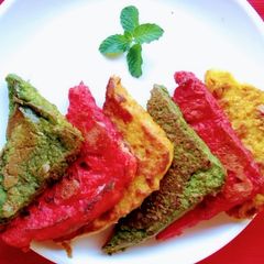 A picture of Tricolour Toast Bread.