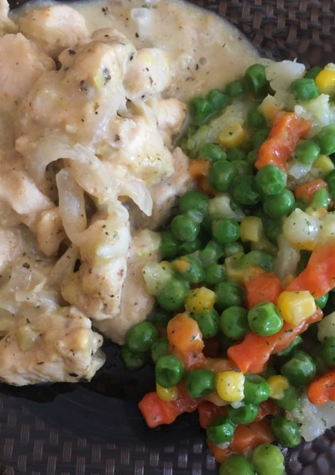 Póréhagymás tejszínes csirke recept fotója