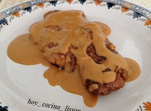Una foto de Chuletas de aguja de cerdo en salsa al Pedro Ximénez