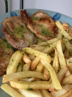 Una foto de Salsa Verde para Carne / Pan / Ensaladas