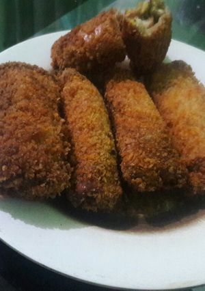 Foto resep Roti goreng piskejcok(pisang keju coklat)😊😚