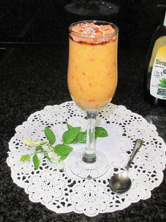 Una foto de Batido de nectarinas con coco rallado