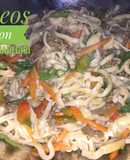 Fideos Udon Con Carne y Vegetales