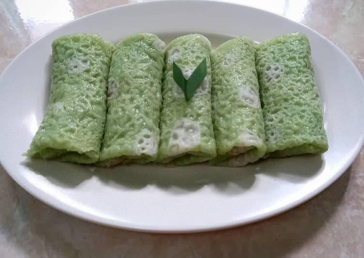 Dadar gulung polka isi unti tanpa telur Dadar gulung polka isi unti tanpa telur