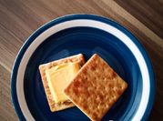 Gambar cream cracker