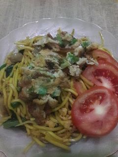 Foto resep Mie goreng bakso sederhana