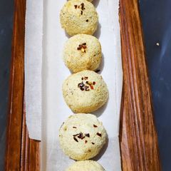 A picture of Potato Snow bombs.