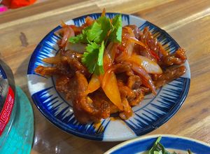 Hình của món Thịt heo sốt chua ngọt.