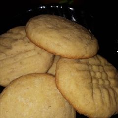 A picture of Eggless Vanilla butter cookies.