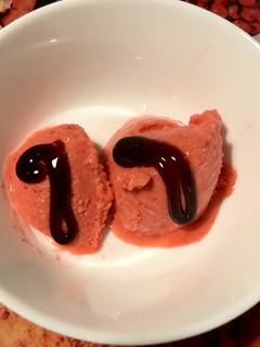 Una foto de Helado de Fresa (Thermomix)